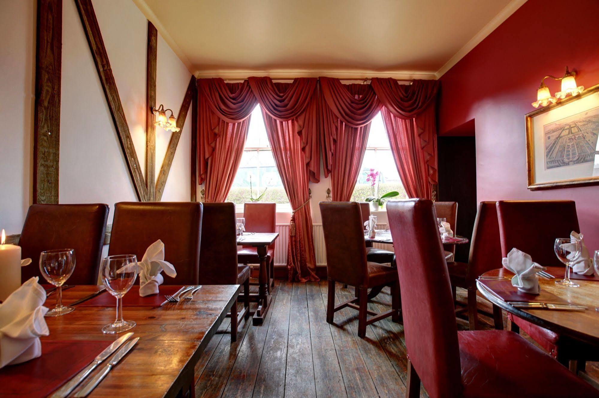 The Imperial Hotel Stroud  Exterior foto