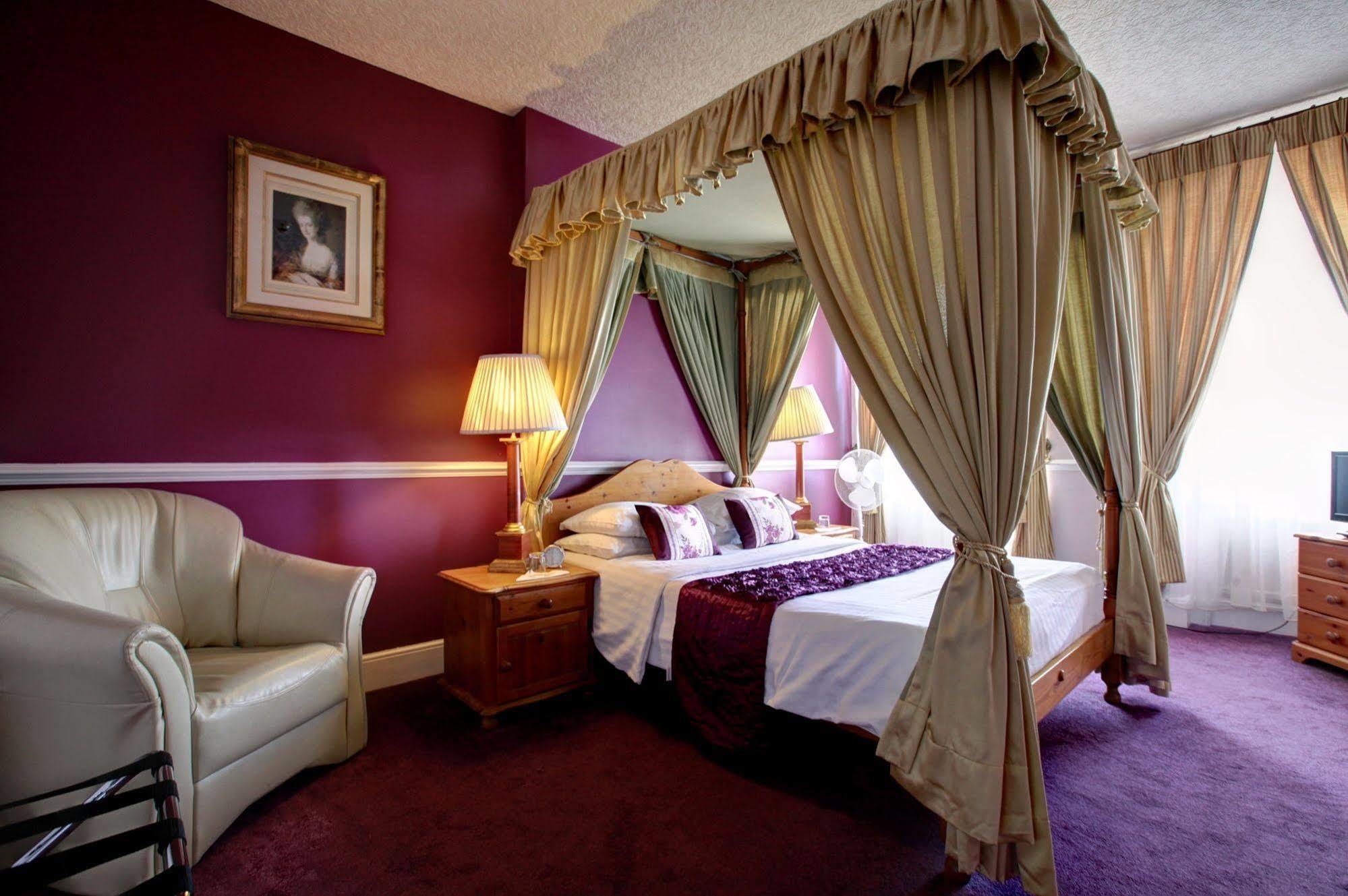 The Imperial Hotel Stroud  Exterior foto